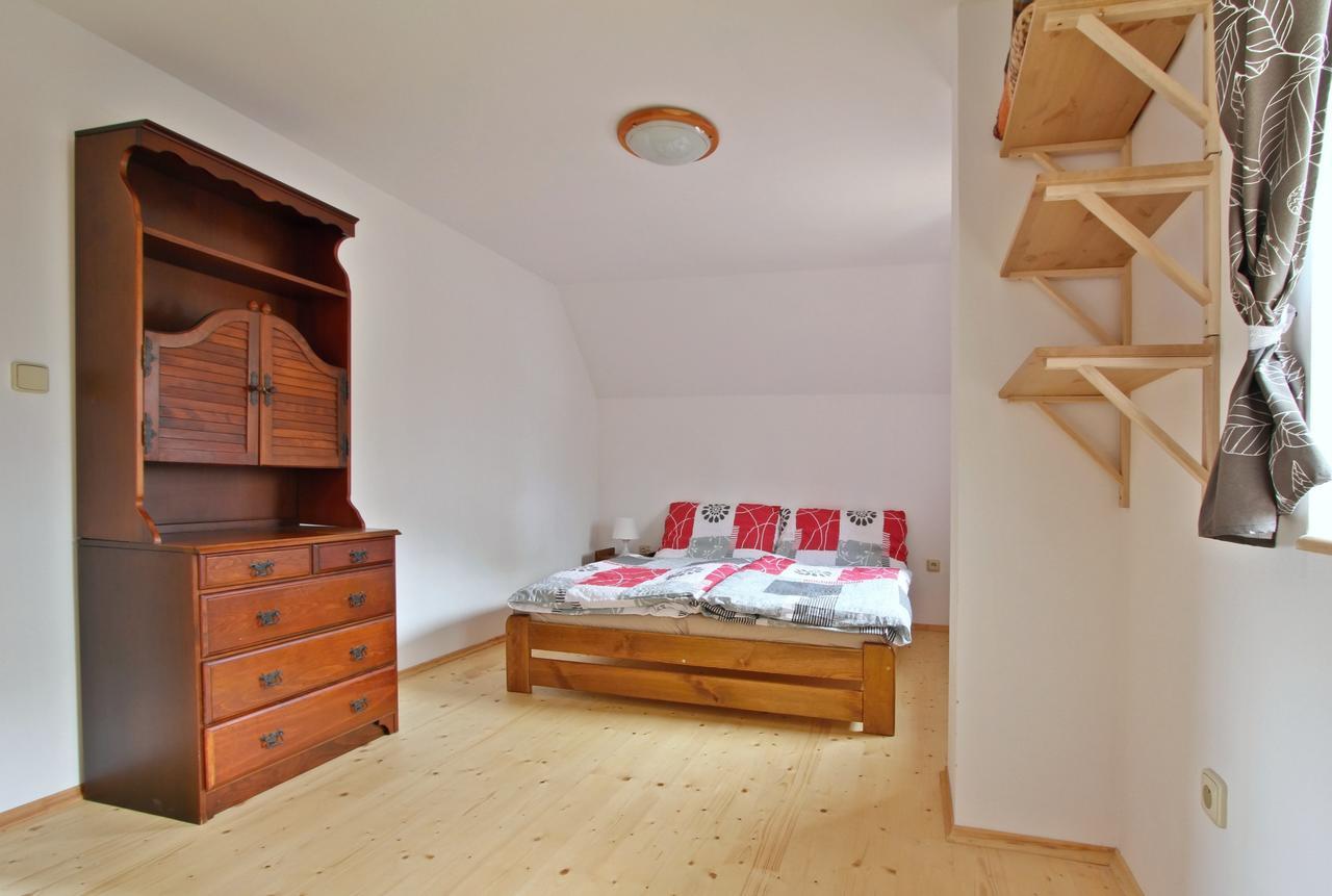 Dolni Lodge *