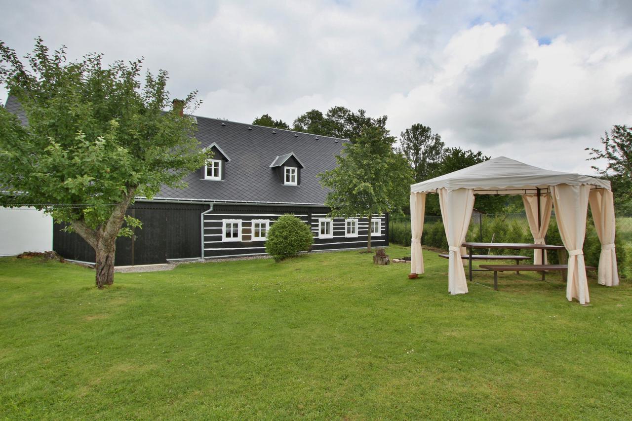 Dolni Lodge *