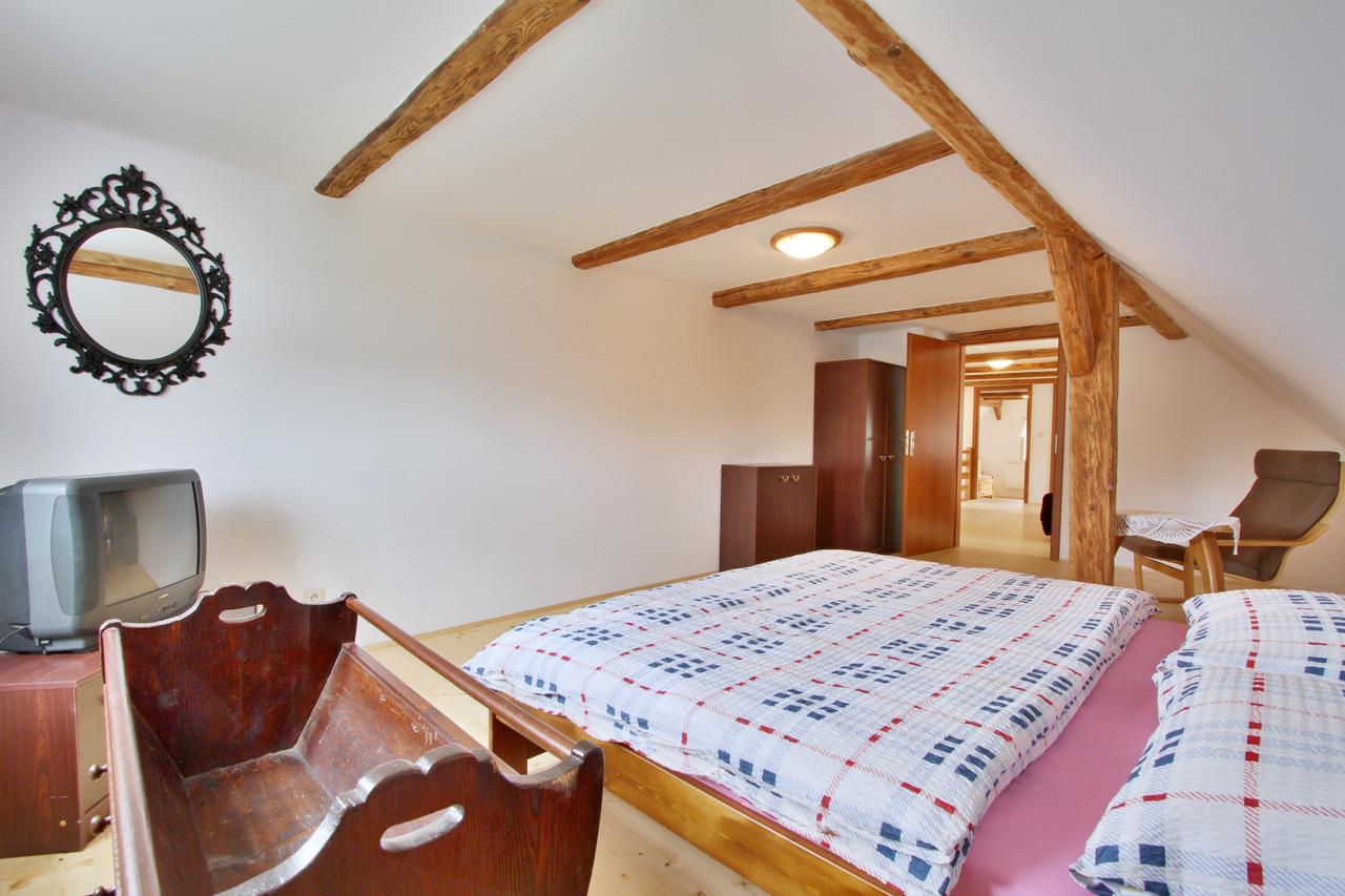 Dolni Lodge Chribska