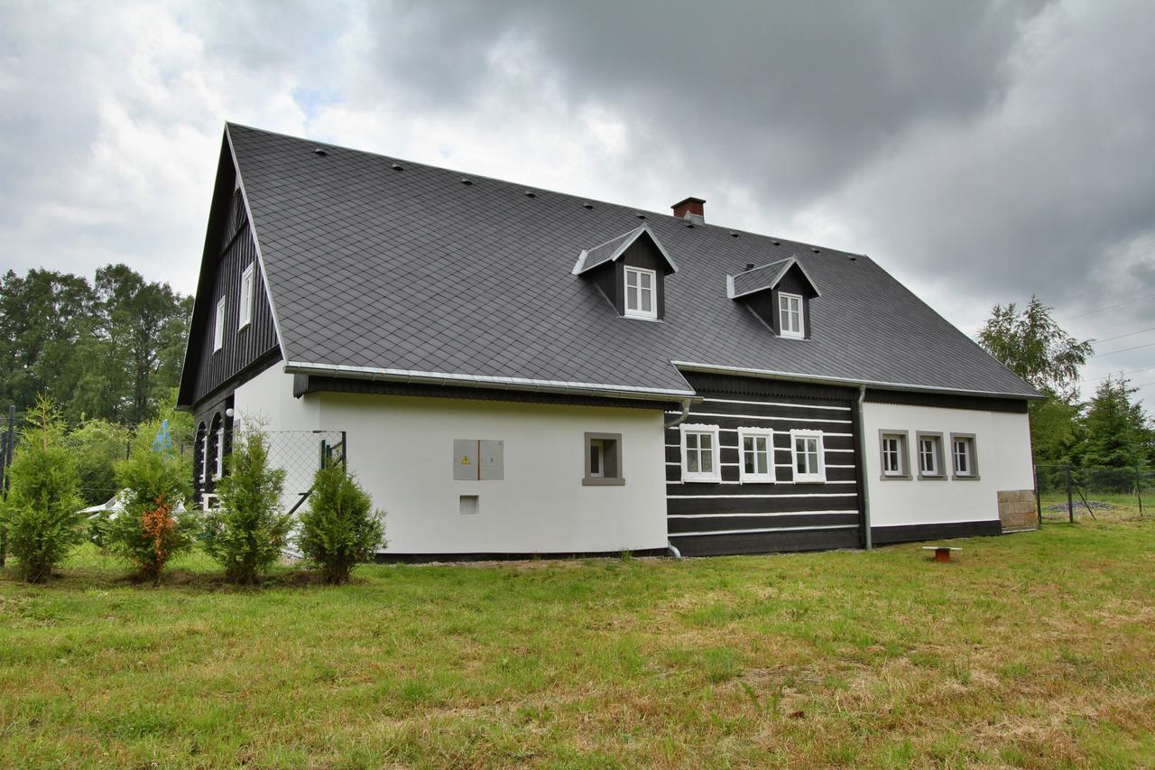 Dolni Lodge *